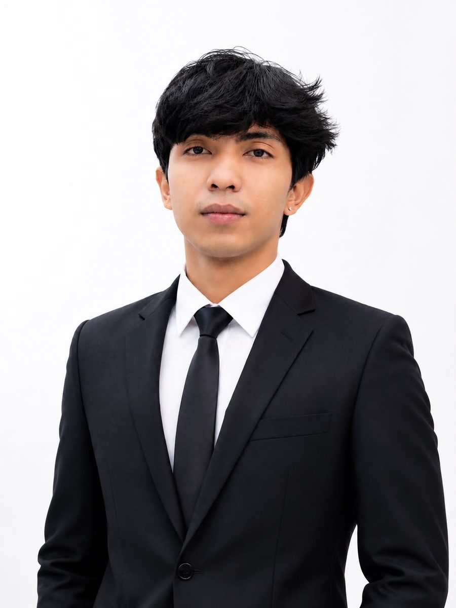 Portrait of Ferdi Arian
